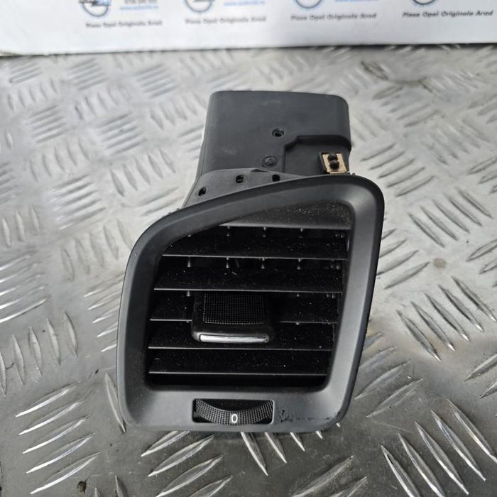 Grile ventilatie stanga fata Opel Insignia A Country Tourer