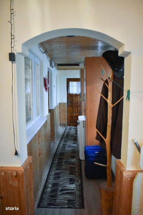 PROPRIETAR -  Casa cu teren de vanzare