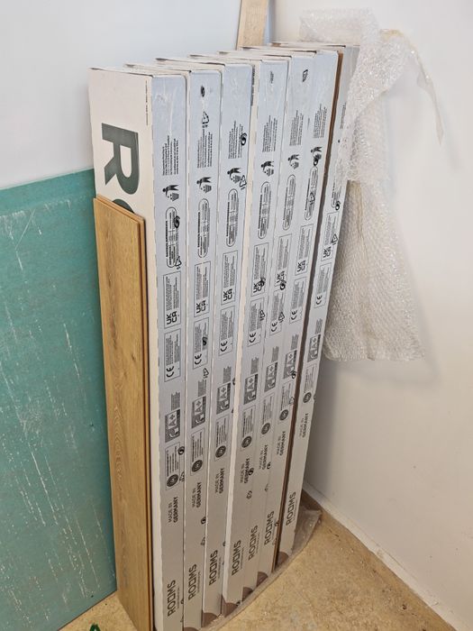 Ламиниран паркет дъб кашмир R1019 Rooms- Loft 10 мм  11 кв. м. 
R101