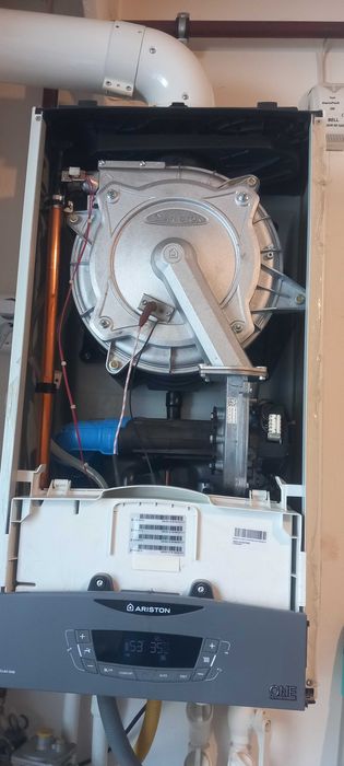 Instalator termic sanitar gaze