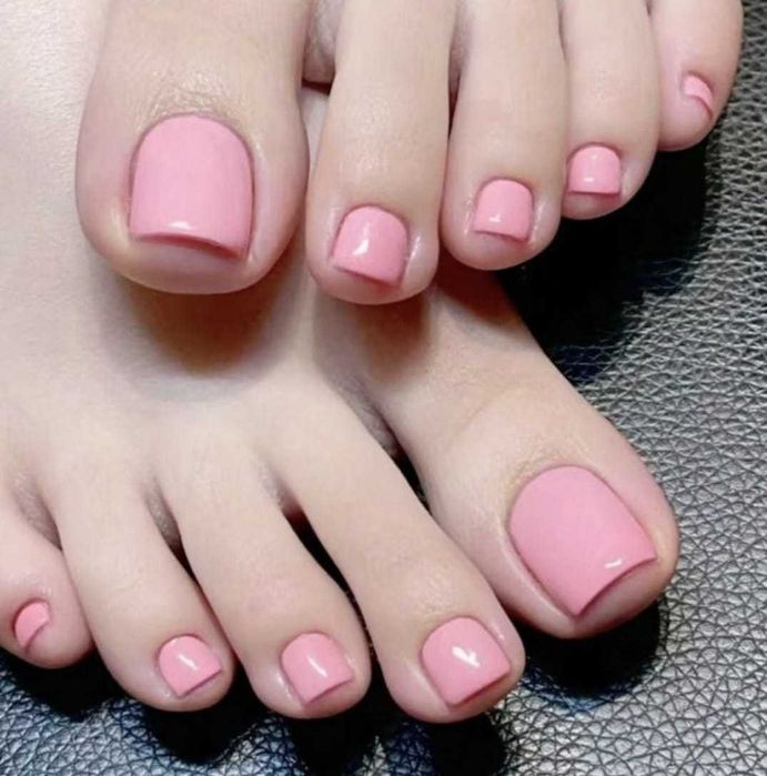 Unghii frumoase… mereu!    - Manichiură & pedichiură la nivel premium / prețuri minime.