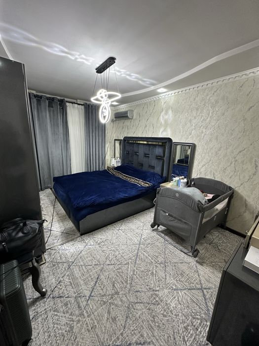 Uy sotiladi Minor metro yaqinidagi mahallada