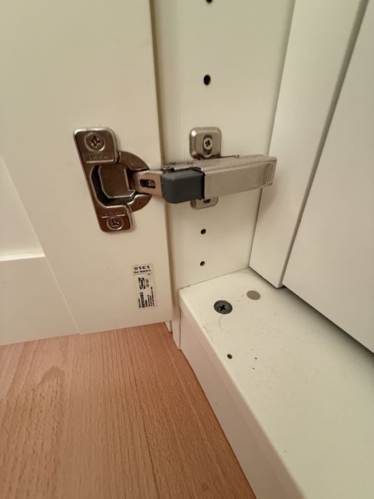 Трикрилен гардероб Икеа