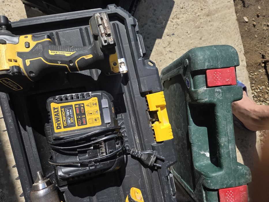 Scule dewalt 18v