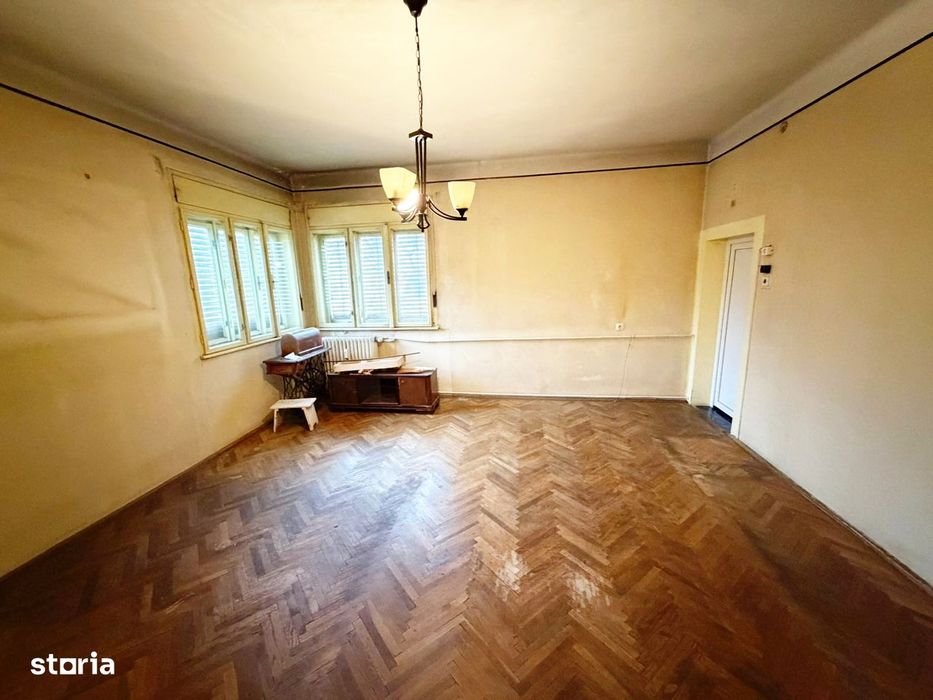 Apartament spațios 3 camere, etaj 1, centrală pe gaz – Vasile Milea