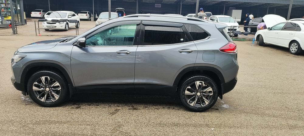 Tracker 2 primer Plus Turbo 2024