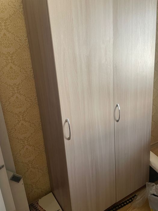 Продаю шкафы в наличии два