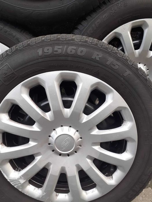 Гуми 195/60 R15  T M+S Kristall. И гуми195/65 R15 91T M+S ULTRAGRIP 9