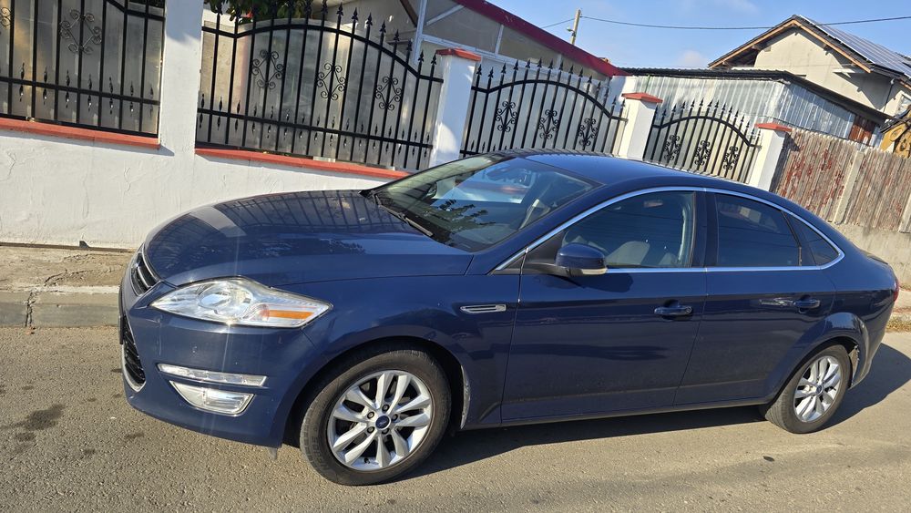 Vand Ford Mondeo 2012