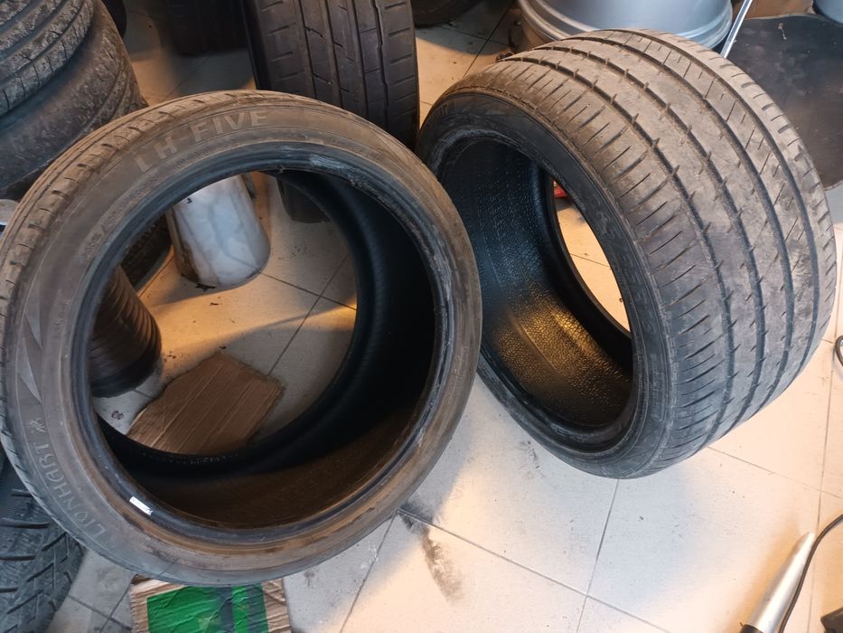 Гуми 285.35.18 цола 2 бр