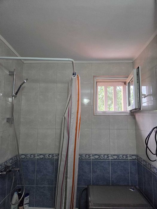 Apartament de vanzare cu 3 camere Pajura