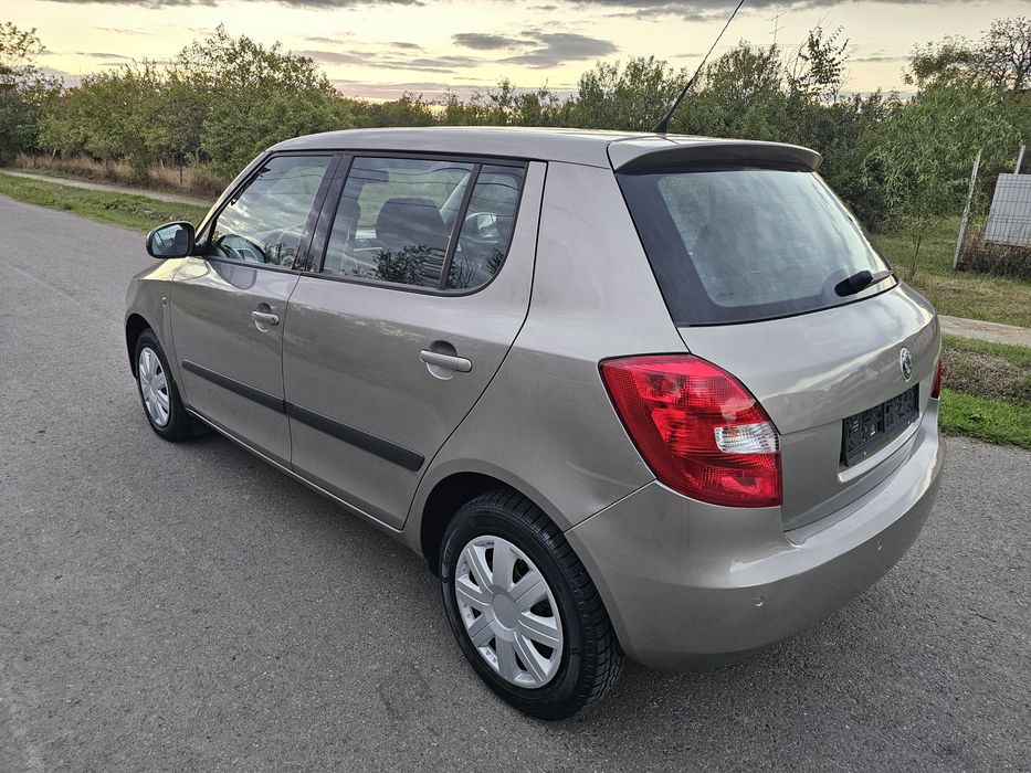 Elegantes Skoda Fabia Diesel Bilder
