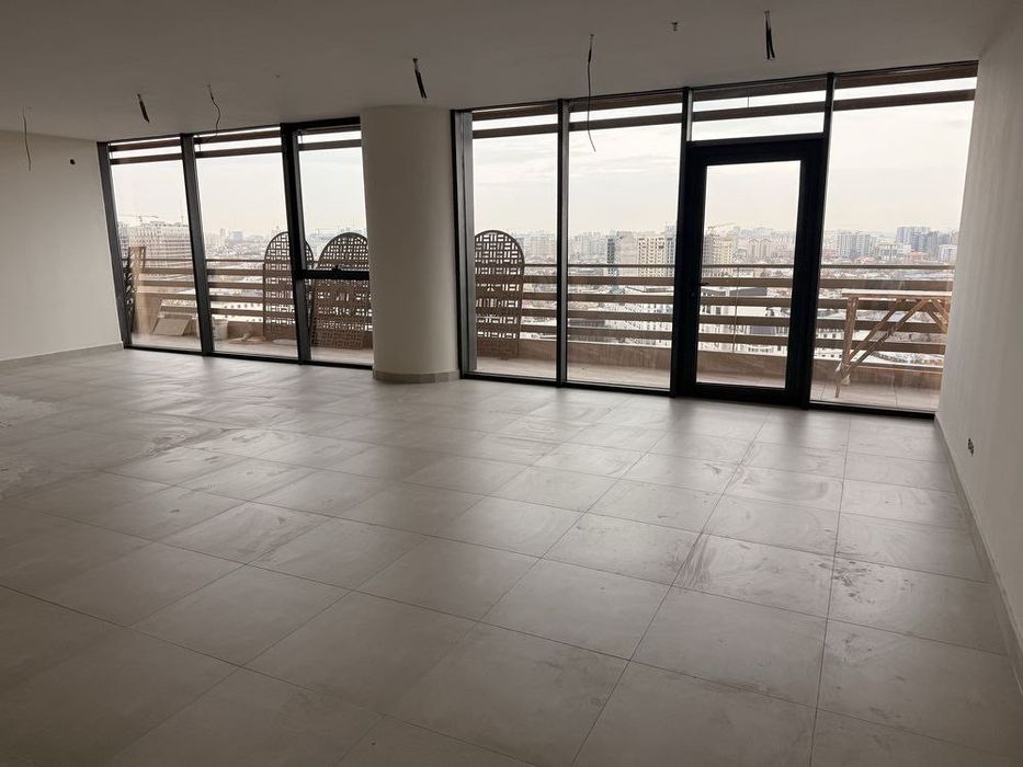 Zarafshon biznes sentr arenda ofis 266 m2 srochno Yakkasaroy