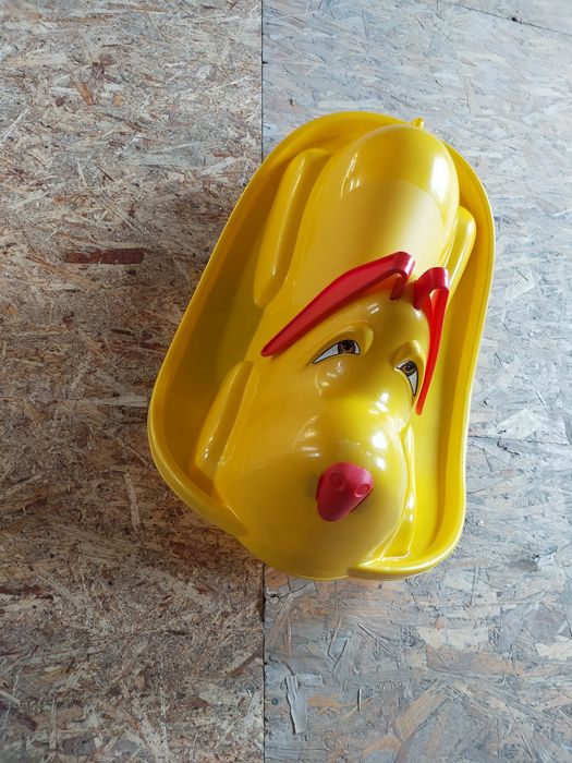 Продам качалку детскую