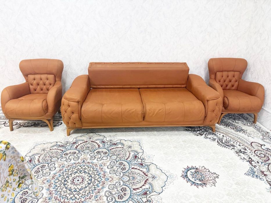 Divan kreslo sotiladi