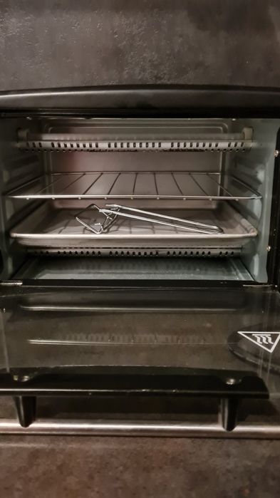 Малка фурна за сандвичи