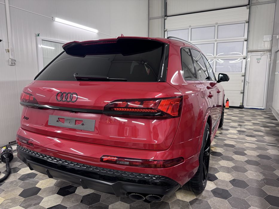 Затъмняване на стъкла, облепяне на автомобили, полиране на фарове