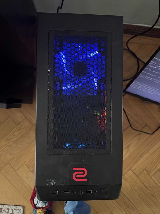 PC Gaming i7-8700K / GTX 1070 Ti / 16GB RAM / SSD Samsung 250GB + HDD 1TB