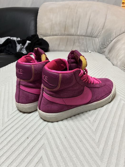 Маратонки Nike, Puma