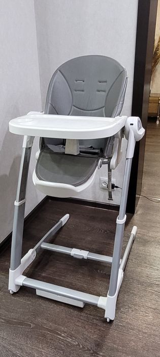 Продам детский стульчик 3 в 1