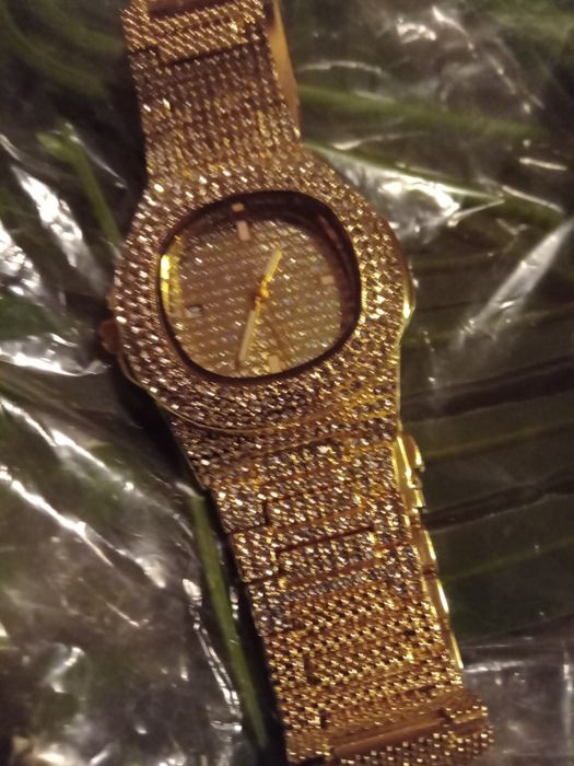 Ceas Otel Inoxidabil cu Strasuri Dama și Barbati Nou