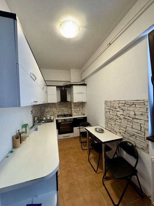 Inchiriere Apartament foarte spatios, zona Kaufland