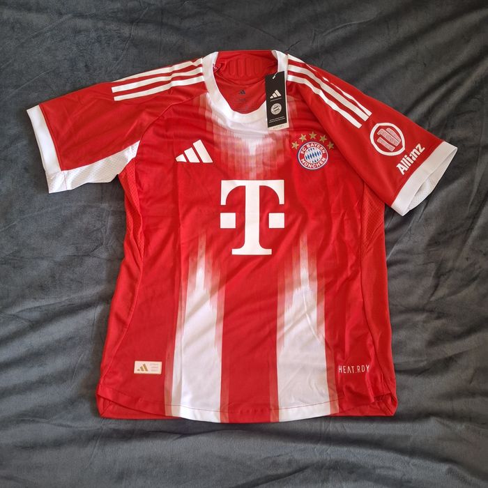ADIDAS тениска на Bayern Munich НОВА
