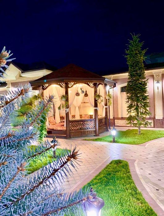 R1 Сдаётся Участок на Яккасарайском р-не, ор-р Гостиница Россия!