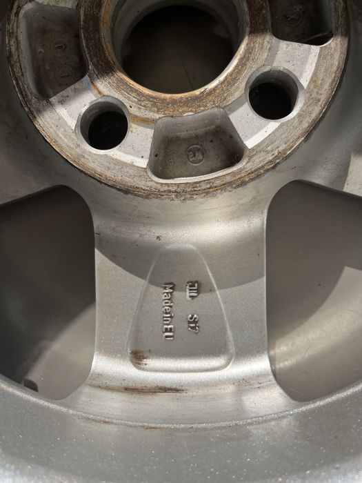 Алуминиева джанта от Toyota Aigo