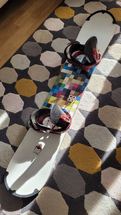 Placa snowboard FTWO 145 + legaturi Burton