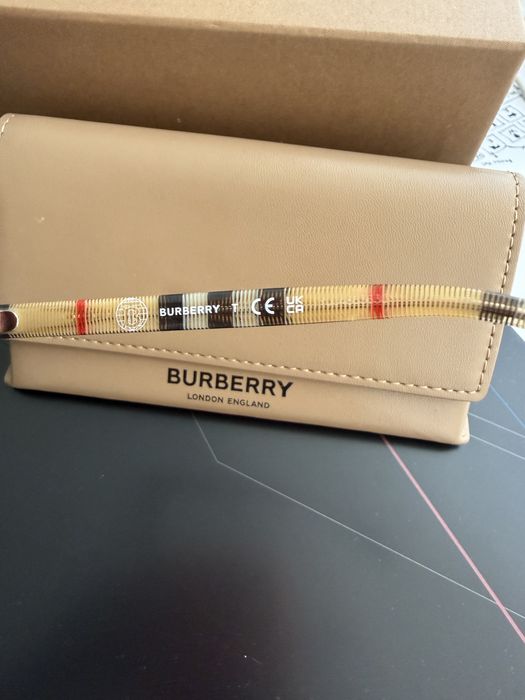 Детски очила Burberry