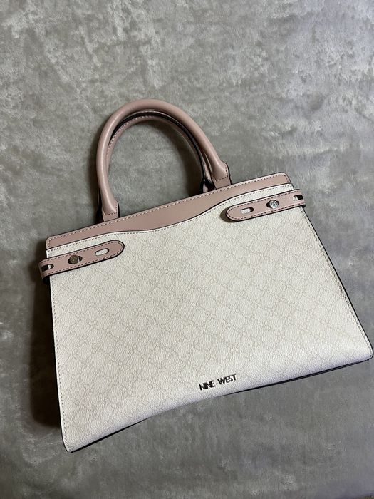 Продам сумку NINE WEST