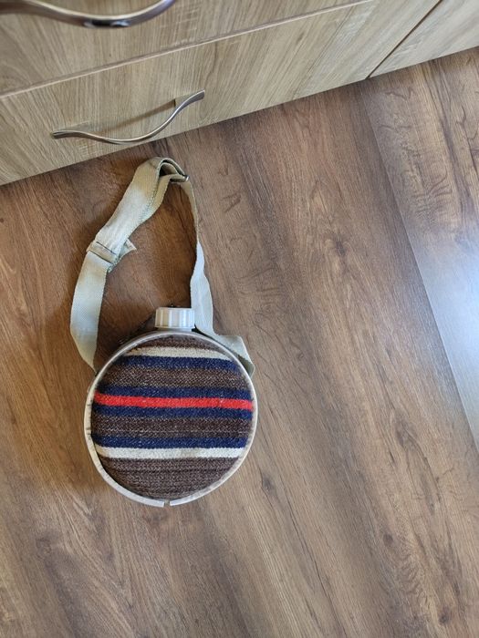 Vand plosca din metal