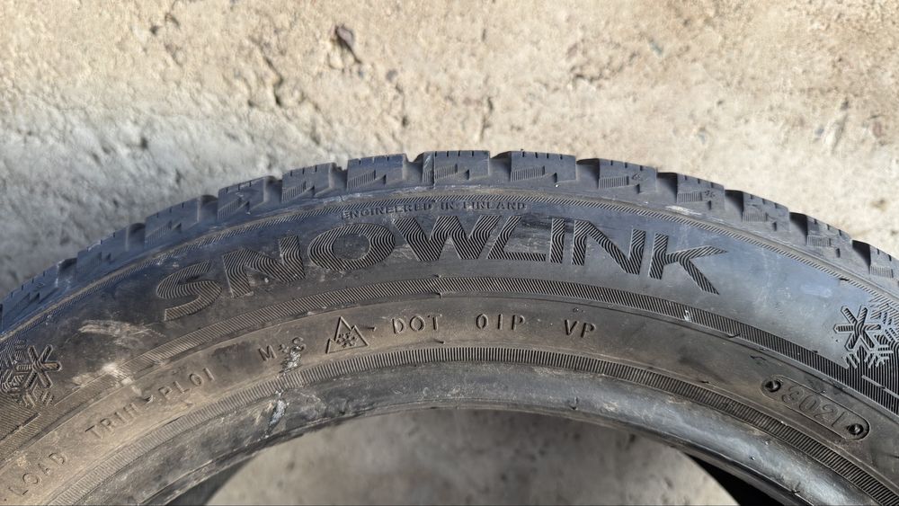 Продам зимние шины Triangle 225/50 R17