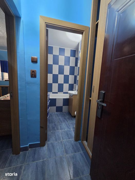 Garsoniera Bld Dorobanti-Lic Cerna etaj 1