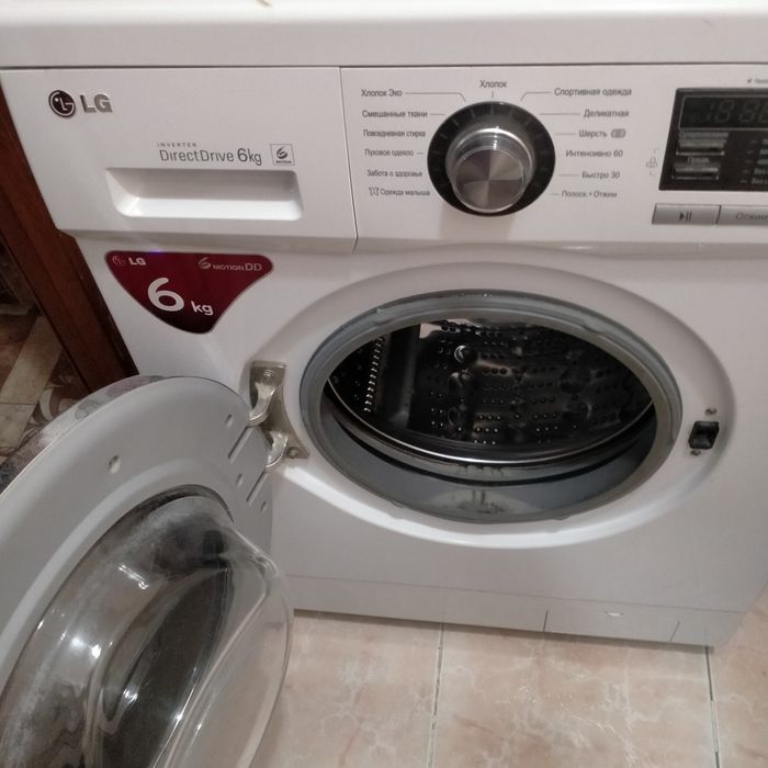 Продам стиральную машину LG