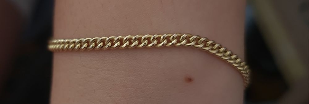 Bratara aur 14 k / Barbat si Femeie