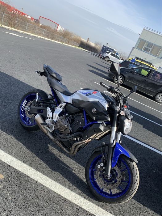Yamaha MT 07 A2 top