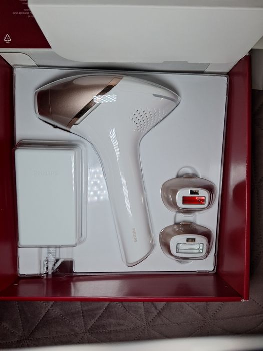 Epilator IPL Philips Lumea 9900