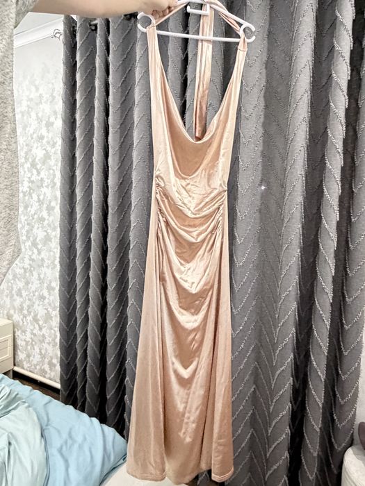 Продается платье!!!