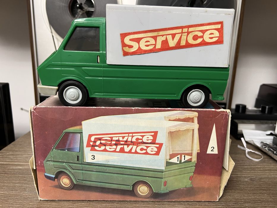 Fiat 242 Service