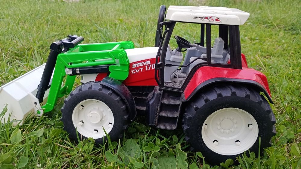 Tractor Steyr, machetă mare
