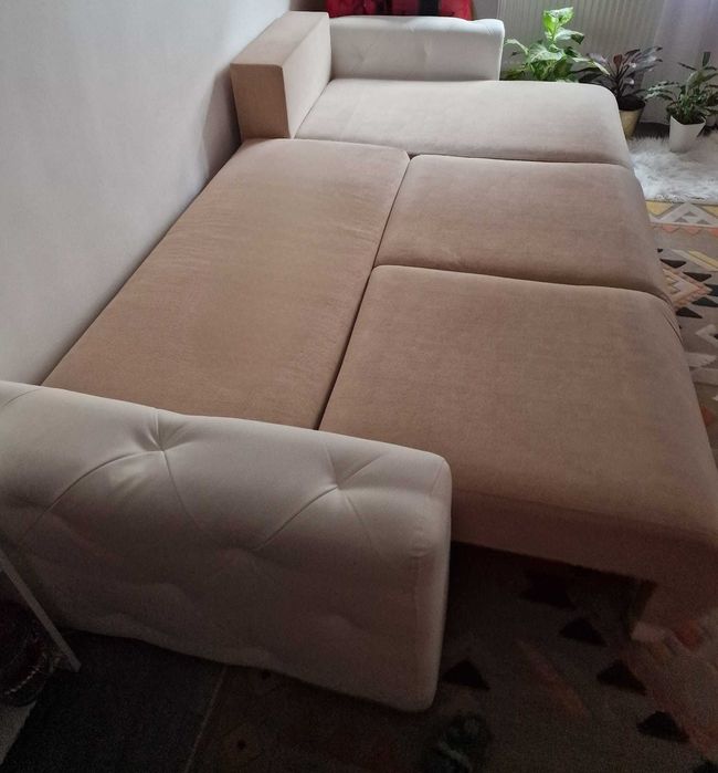 Vand urgent, coltar Bambus, cu 3 locuri.