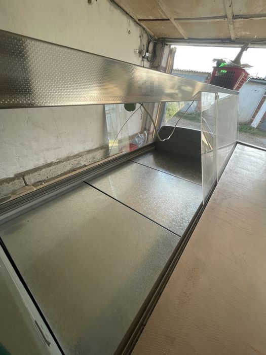 Продам витриный холодильник 1,5м