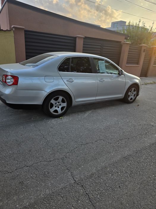 VOLKSWAGEN Jetta 2008 — imagine 4