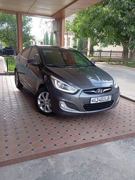 Hyundai Accent 2013