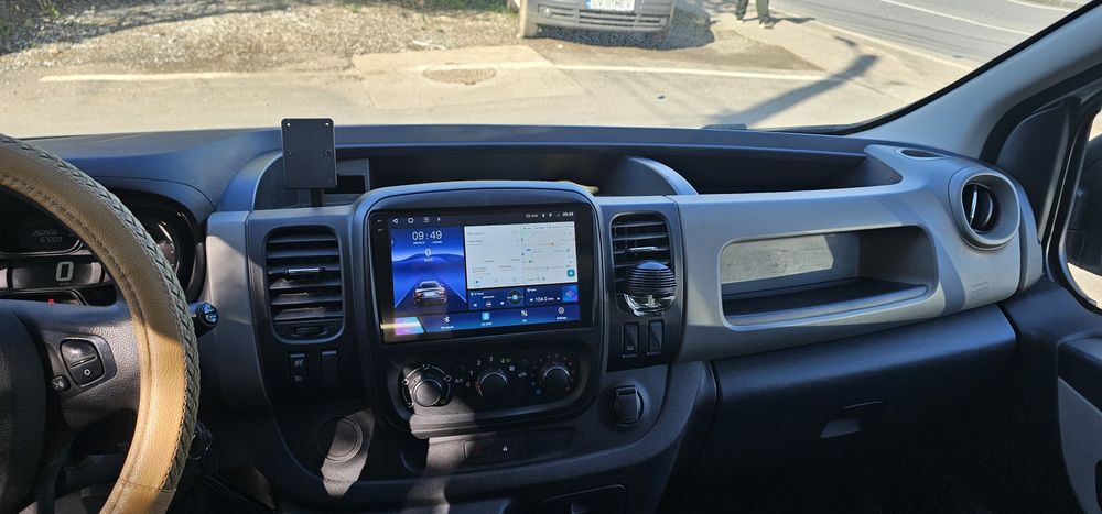 Renault Trafic 2018 1.6 dCi 131CP Euro 6 – Navi, Camere, Cârlig