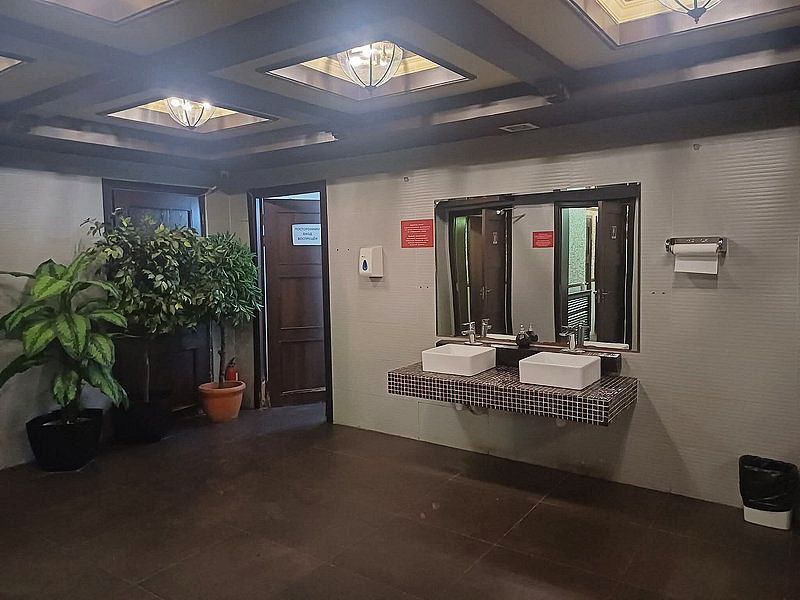 Продается загородный ресторан Чинарас