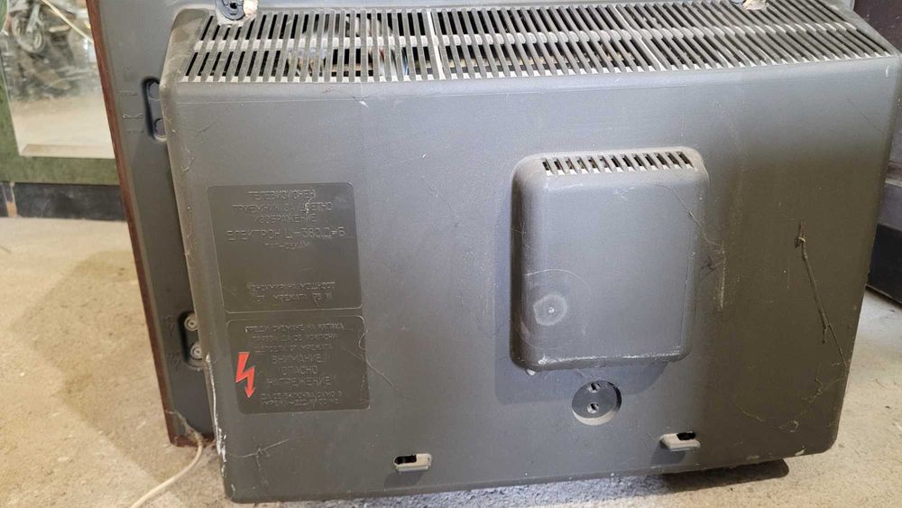 Телевизор Електрон В.Търново от соца ретro ne raboti