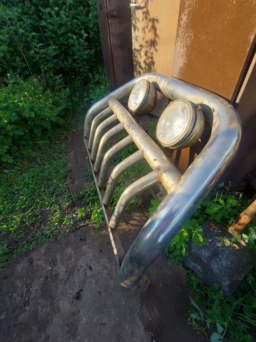 Кенгурятник на джипа